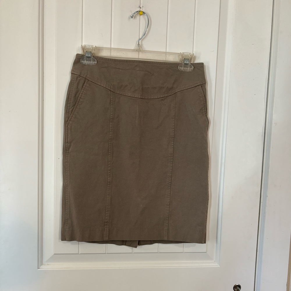 Banana Republic Tan Mini Skirt Size 4